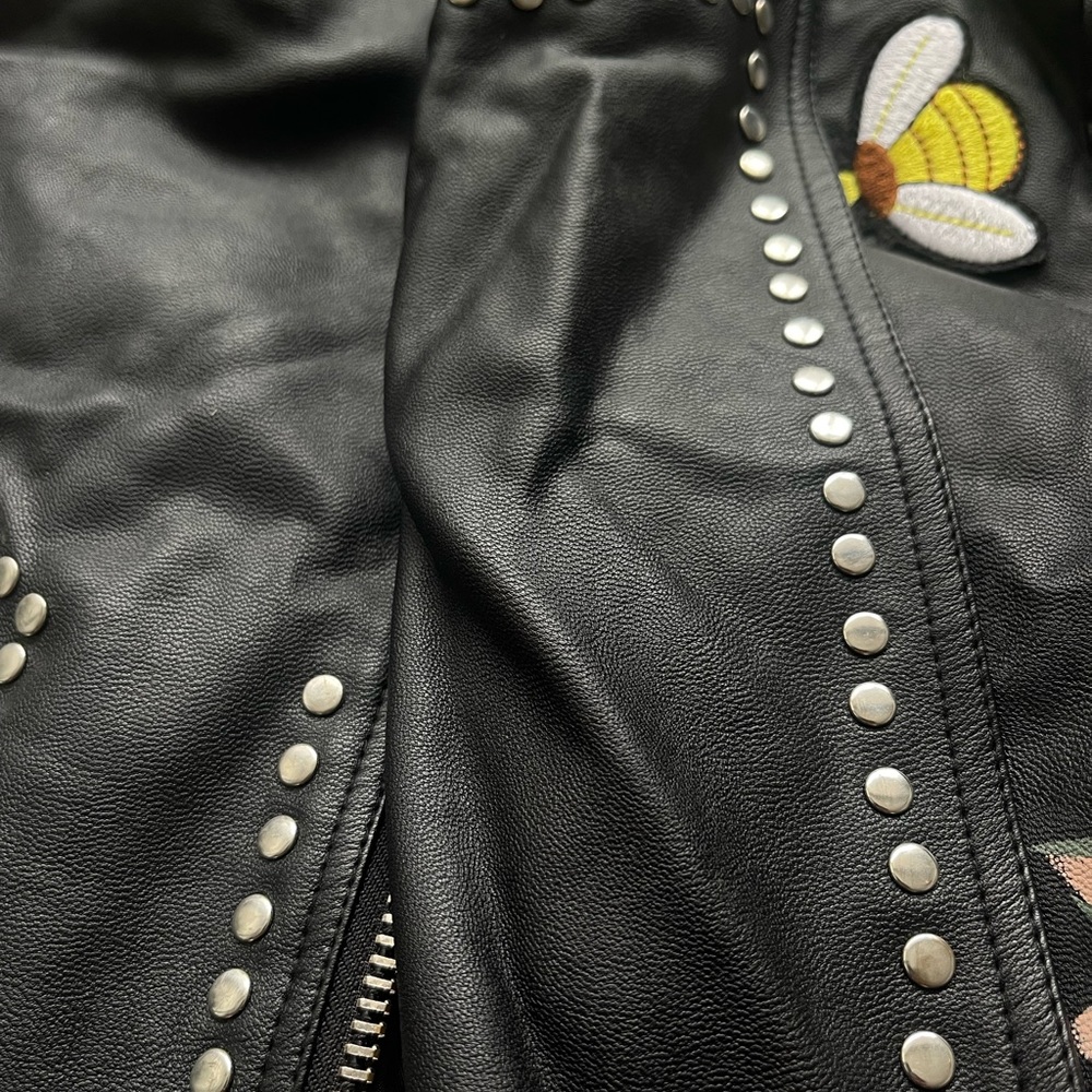 Beautiful leather jacket - Picture 2 of 6